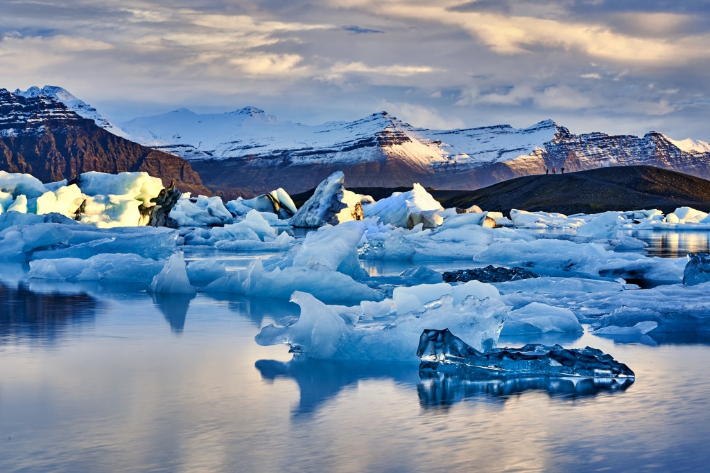 Icelandair, Iceland water